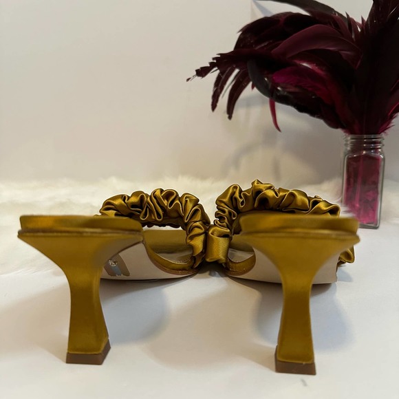 Sam Edelman Kady Ruffle Satin Slides/Heels in Yellow Gold. Size 6.5. NWT - Picture 6 of 8